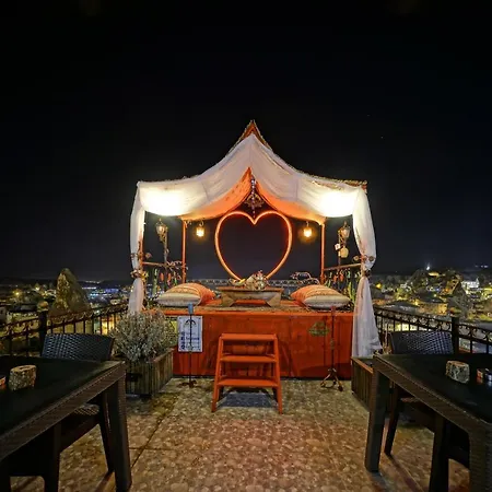 Maccan Cave Hotel 2*
