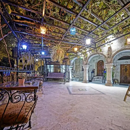 Maccan Cave Hotel Hotel