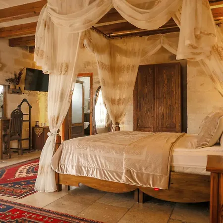 Maccan Cave Hotel 2*
