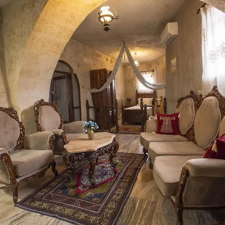Maccan Cave Hotel 2*
