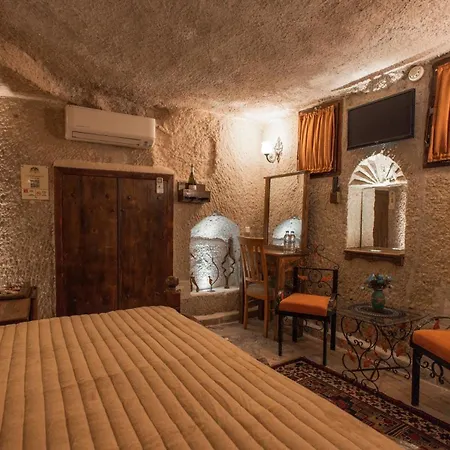 Maccan Cave Hotel 2*