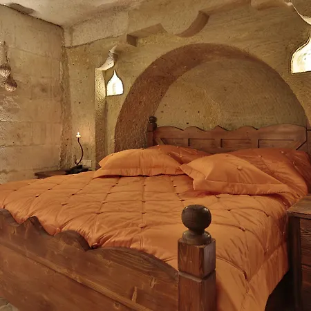 マキャン ケーブ ホテル 3*