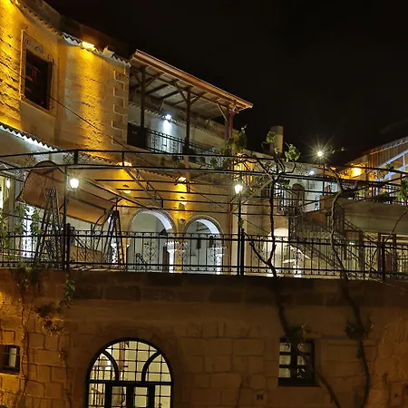 Maccan Cave Hotel 3*