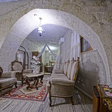 Maccan Cave Hotel 3*