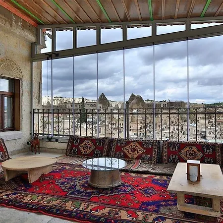 Maccan Cave Otel 2*
