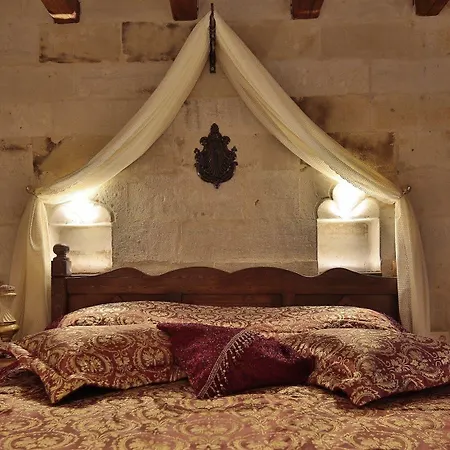 Maccan Cave Hotel 2*